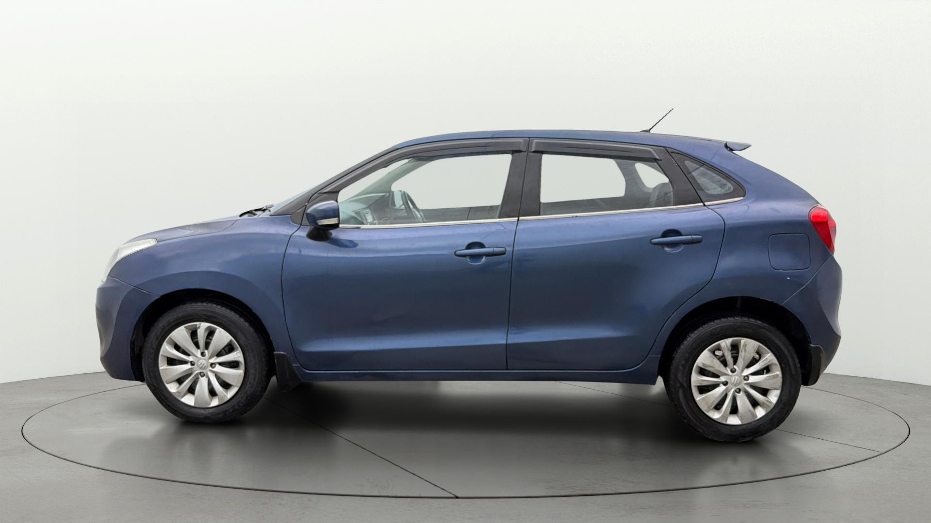 View 2017 Maruti Suzuki 1000 Base Variant Image 5 Used 2017 Maruti Suzuki 1000 Base Variant Image 5
