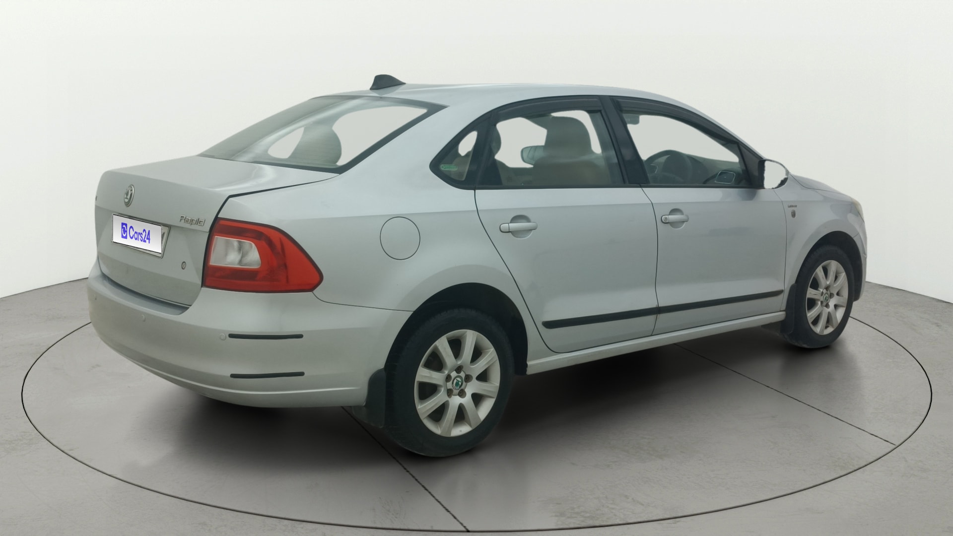 View 2013 Skoda Rapid 1.6 MPI Ambition Petrol BS IV Image 42 Used 2013 Skoda Rapid 1.6 MPI Ambition Petrol BS IV Image 42