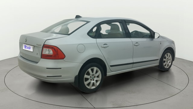 View Skoda Rapid Image 42 Used Skoda Rapid Image 42