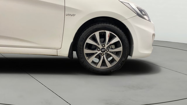 View Hyundai Fluidic Verna Image 41 Used Hyundai Fluidic Verna Image 41