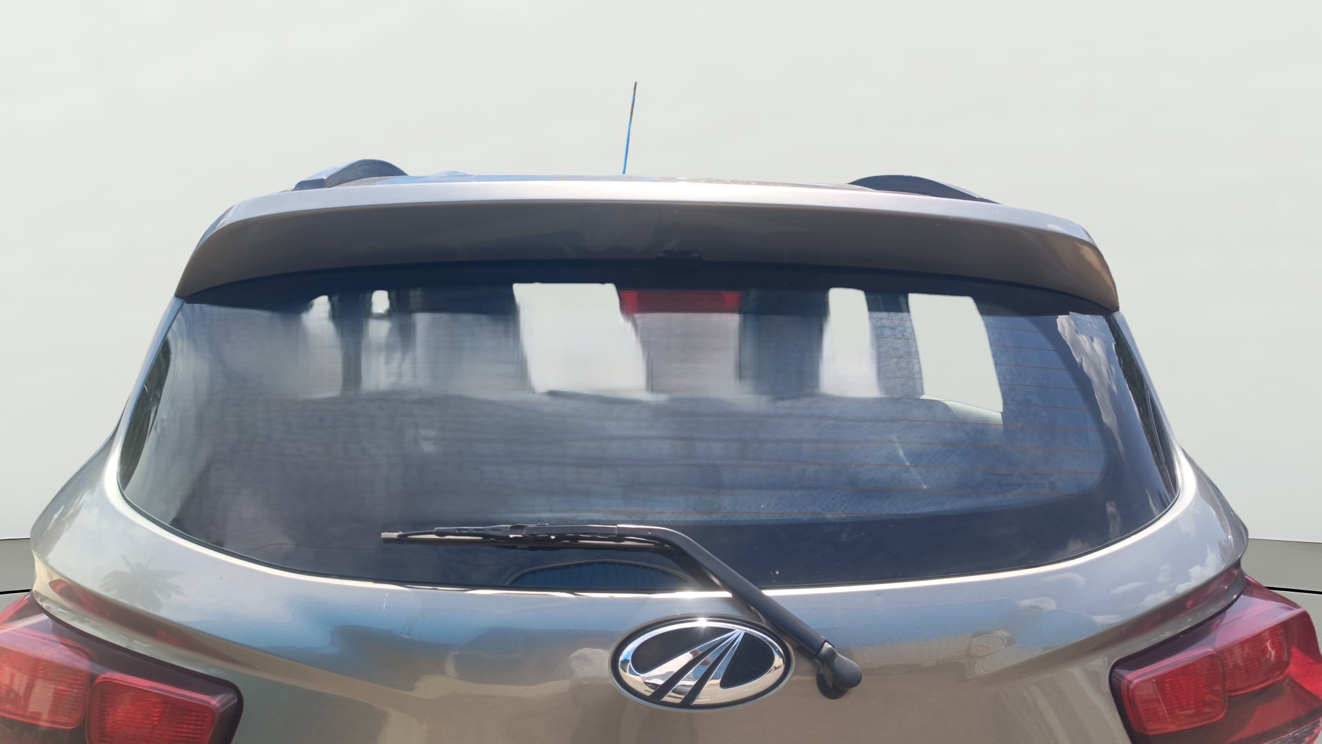 View 2016 Mahindra KUV100 K2 Petrol BS IV Image 4 Used 2016 Mahindra KUV100 K2 Petrol BS IV Image 4