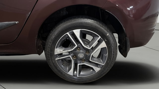 View Tata Tigor Image 11 Used Tata Tigor Image 11