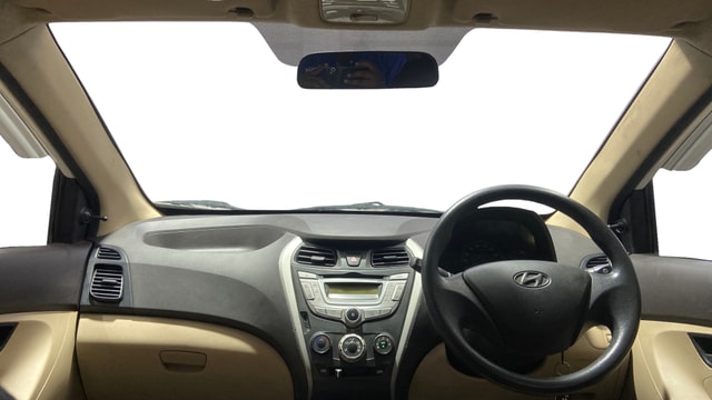 View Hyundai EON Image 15 Used Hyundai EON Image 15