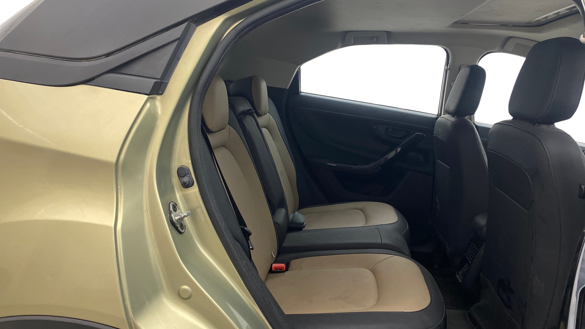 View 2022 Tata Nexon Revotron XE Image 31 Used 2022 Tata Nexon Revotron XE Image 31