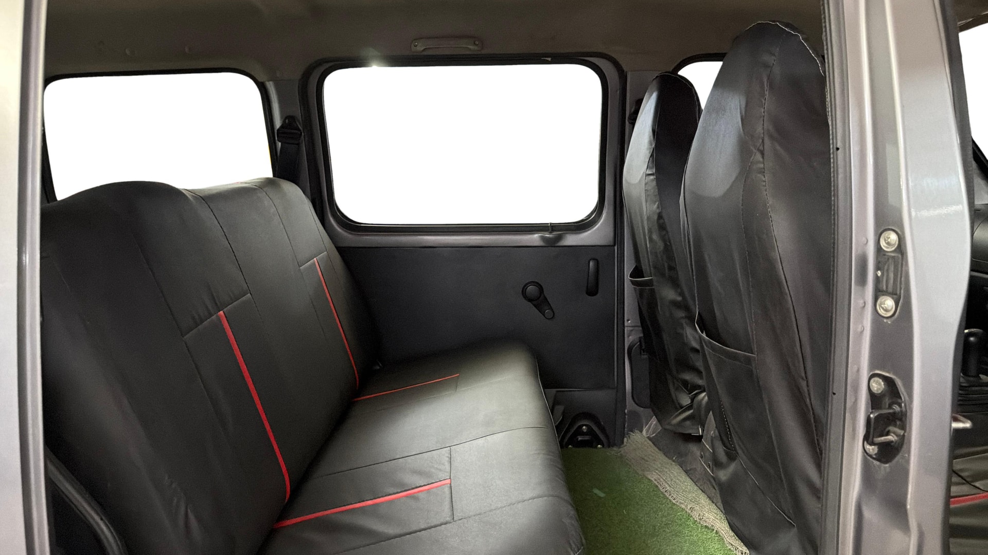 View 2023 Maruti Suzuki 1000 Base Variant Image 33 Used 2023 Maruti Suzuki 1000 Base Variant Image 33