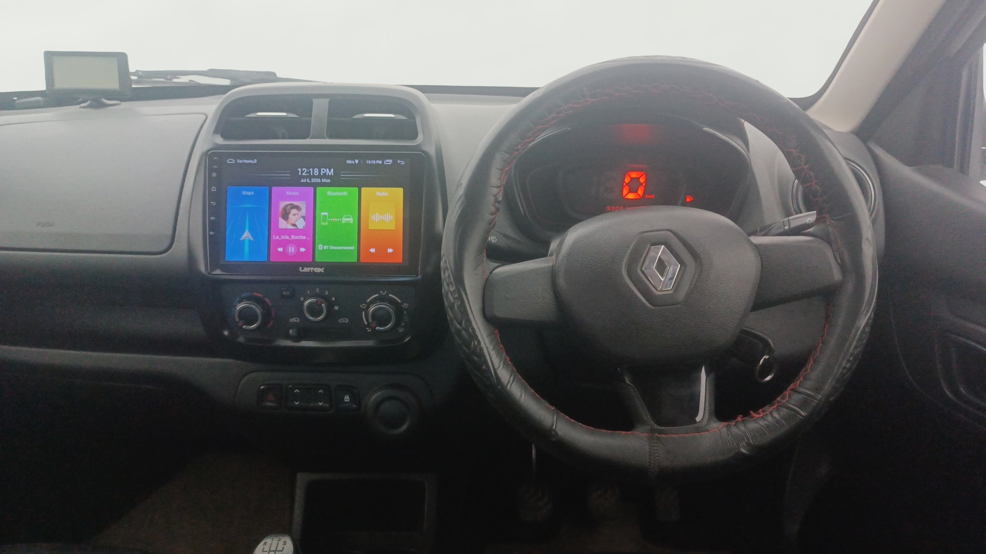 View 2017 Renault Kwid RXT 1.0 Image 20 Used 2017 Renault Kwid RXT 1.0 Image 20