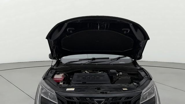 View Mahindra XUV700 Image 32 Used Mahindra XUV700 Image 32