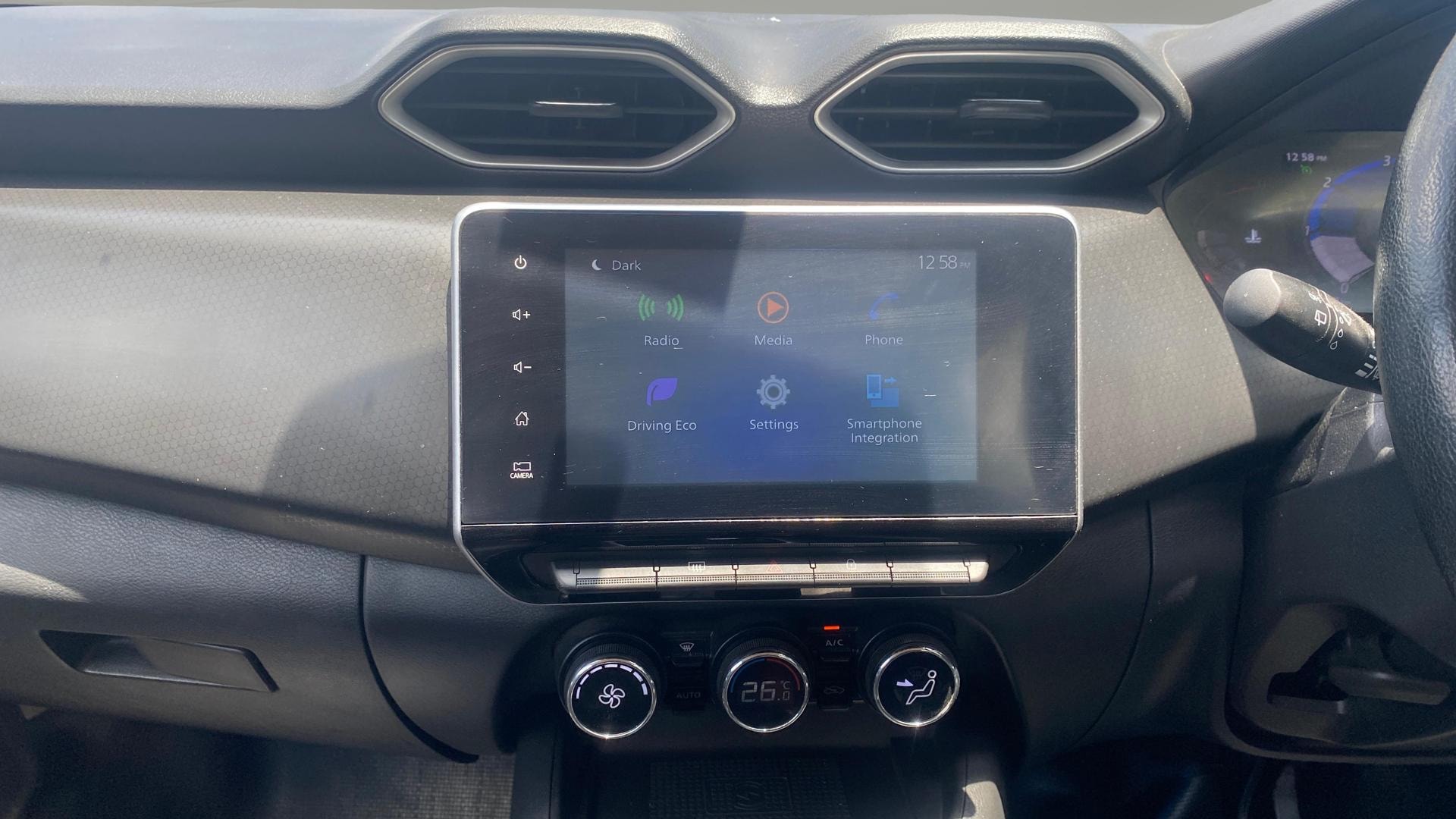 Used 2022 Nissan Magnite Used 2022 Nissan Magnite