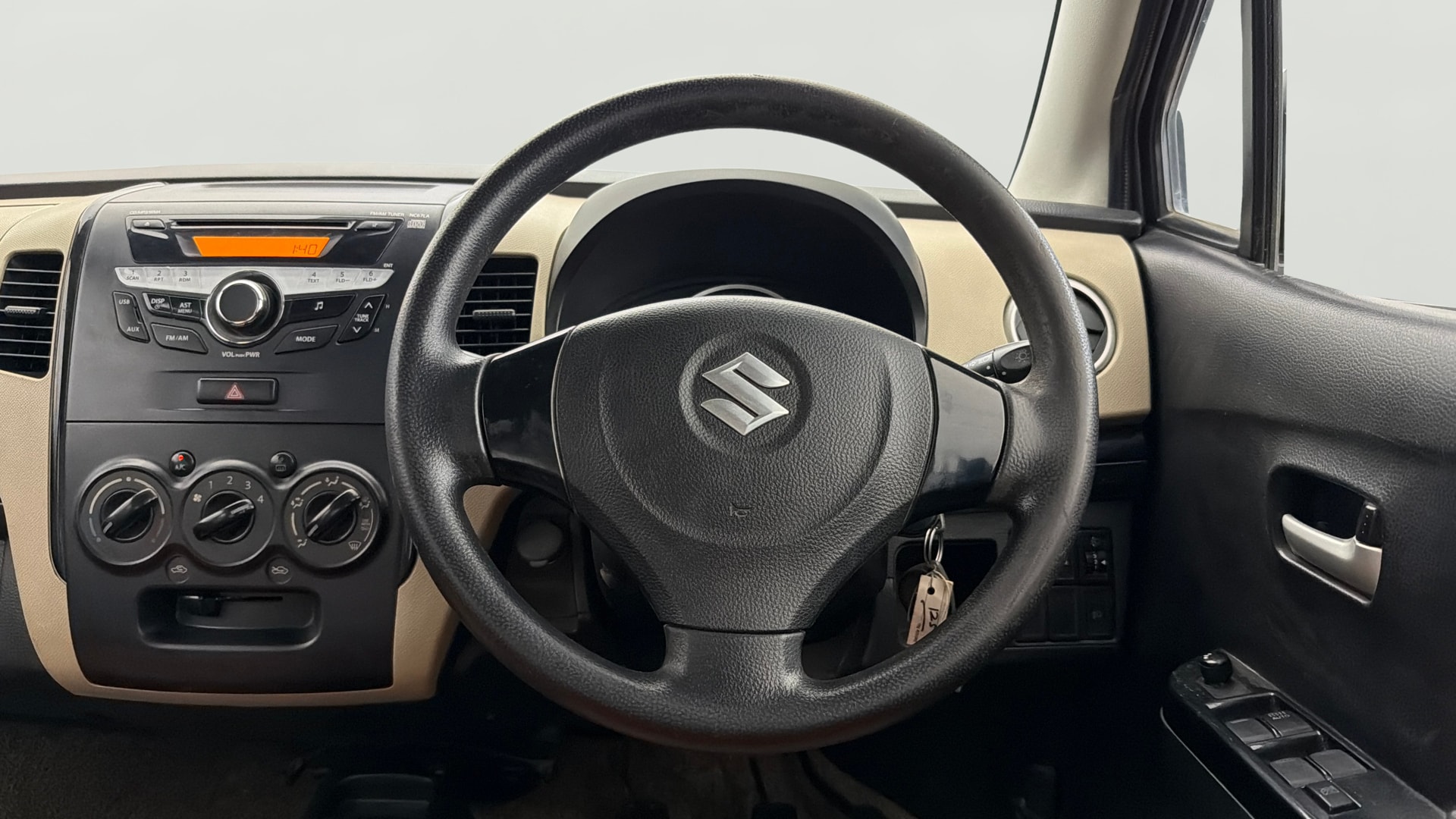 View 2018 Maruti Suzuki 1000 Base Variant Image 20 Used 2018 Maruti Suzuki 1000 Base Variant Image 20