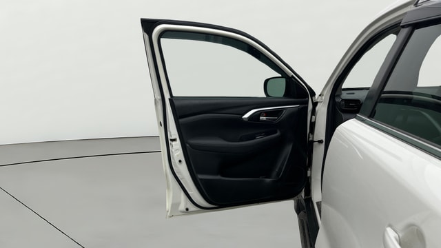 View Toyota Urban Cruiser Hyryder Image 38 Used Toyota Urban Cruiser Hyryder Image 38