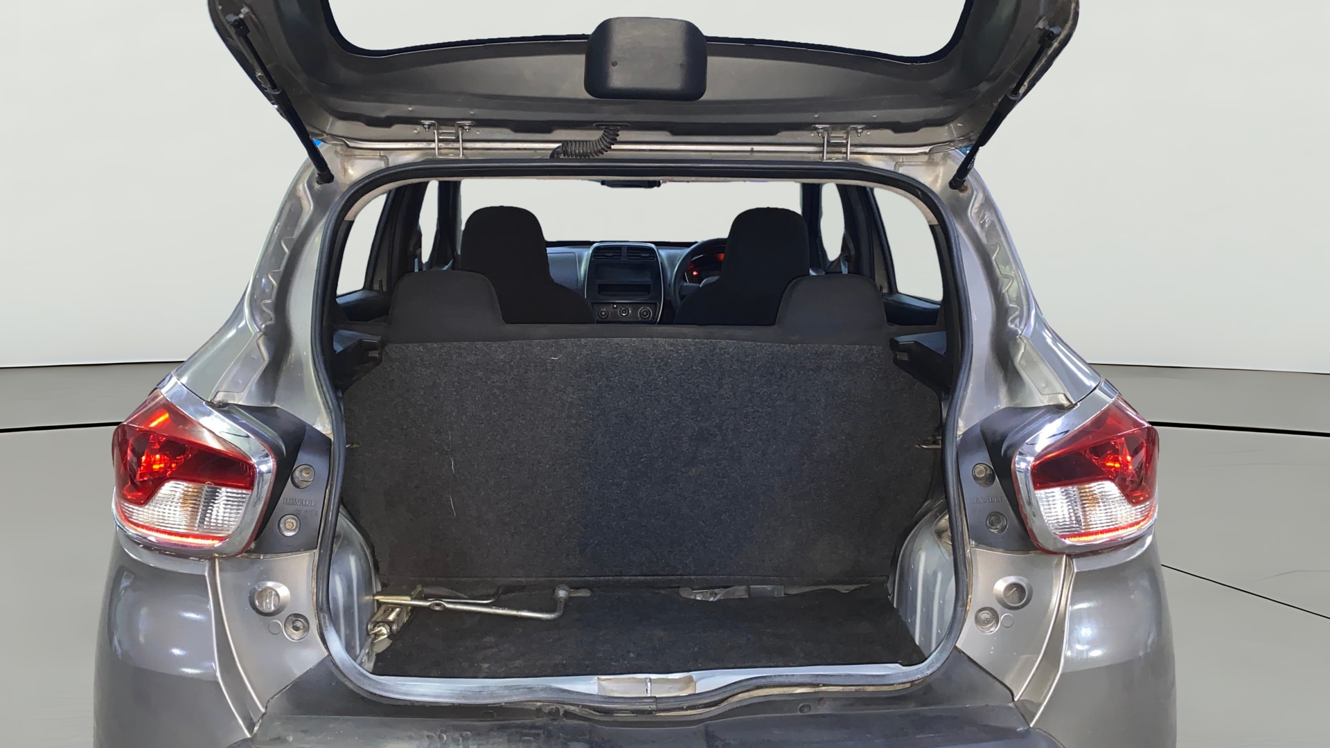 View 2018 Renault Kwid RXL Image 43 Used 2018 Renault Kwid RXL Image 43