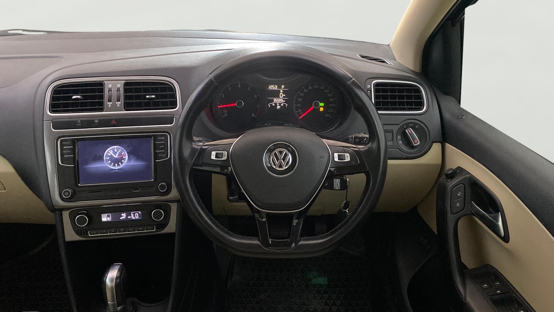 View 2021 Volkswagen Vento 1.2 L TSI Comfortline Petrol AT Image 20 Used 2021 Volkswagen Vento 1.2 L TSI Comfortline Petrol AT Image 20