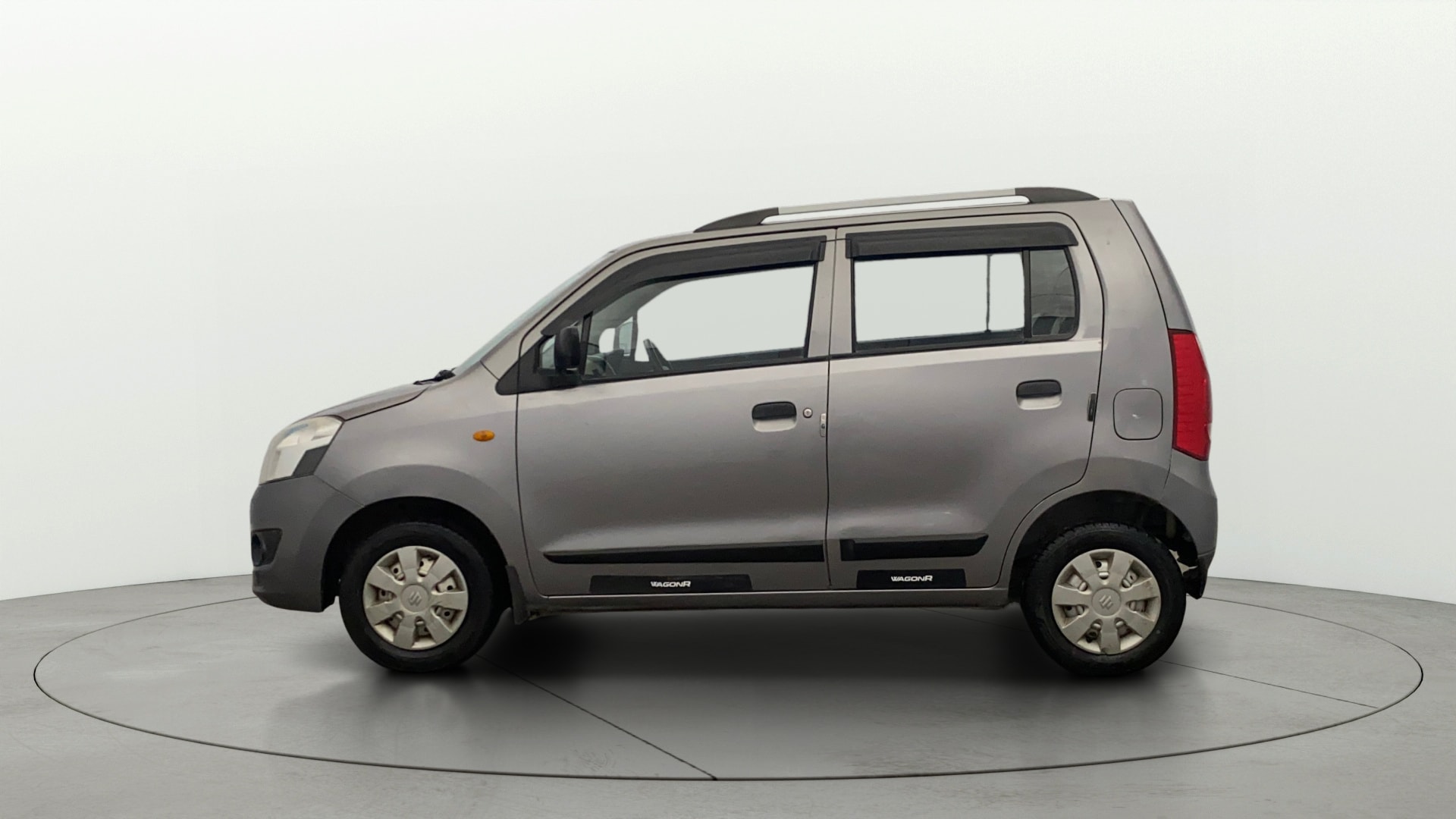 View 2017 Maruti Suzuki 1000 Base Variant Image 24 Used 2017 Maruti Suzuki 1000 Base Variant Image 24