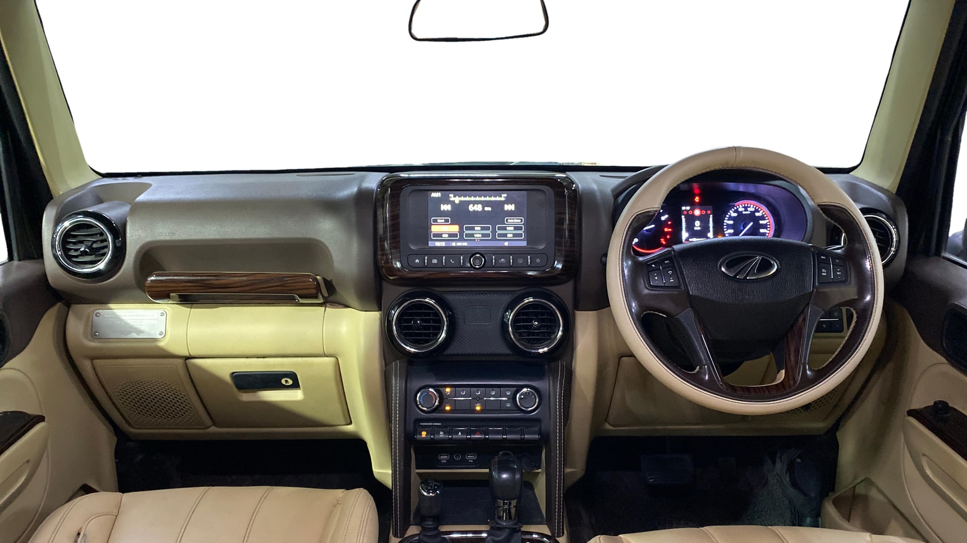 View 2021 Mahindra Thar AX Standard Manual Soft Top 6 Seater Image 15 Used 2021 Mahindra Thar AX Standard Manual Soft Top 6 Seater Image 15