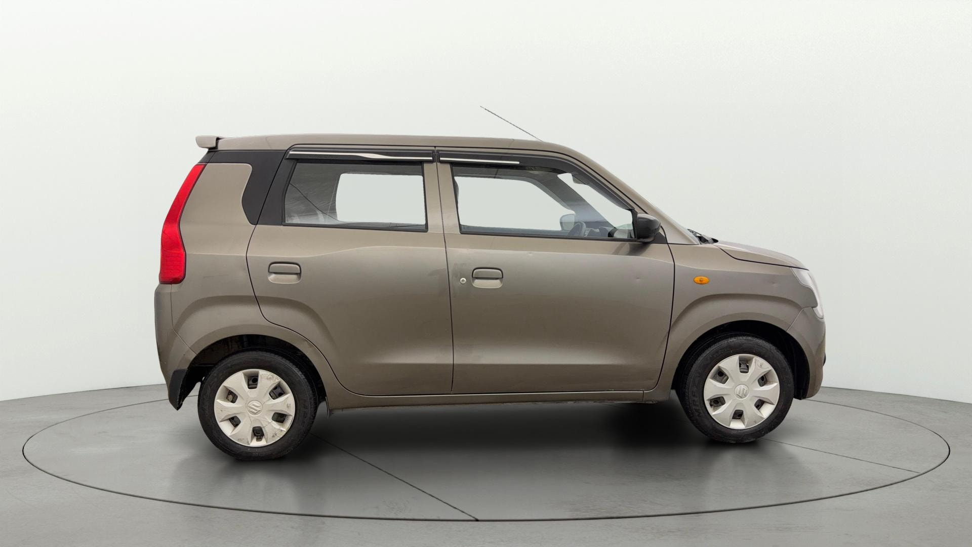 View 2023 Maruti Suzuki 1000 Base Variant Image 8 Used 2023 Maruti Suzuki 1000 Base Variant Image 8