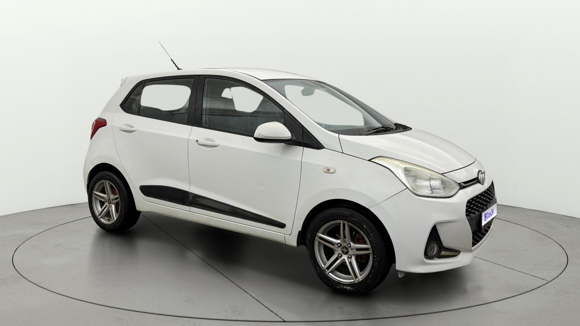 Used 2018 Hyundai Grand i10 Used 2018 Hyundai Grand i10