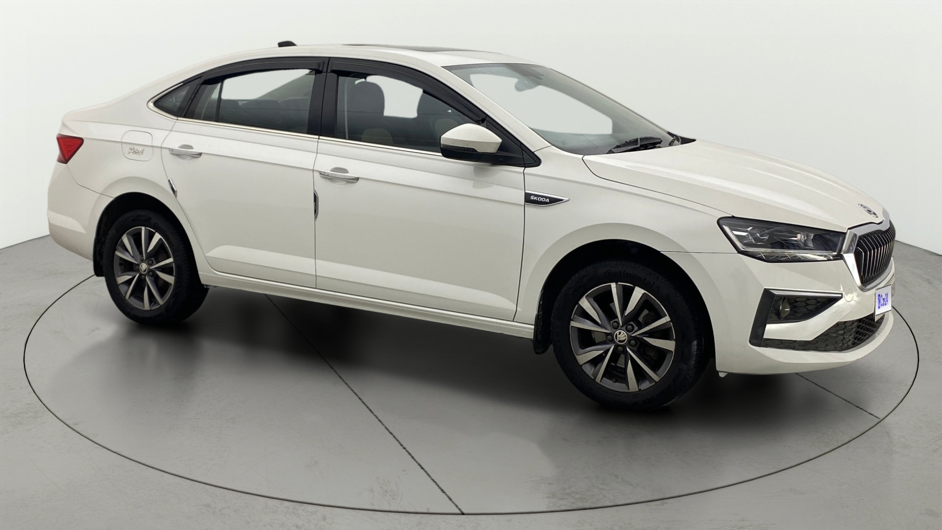View 2023 Skoda Slavia Style 1.0 TSI AT Image 38 Used 2023 Skoda Slavia Style 1.0 TSI AT Image 38