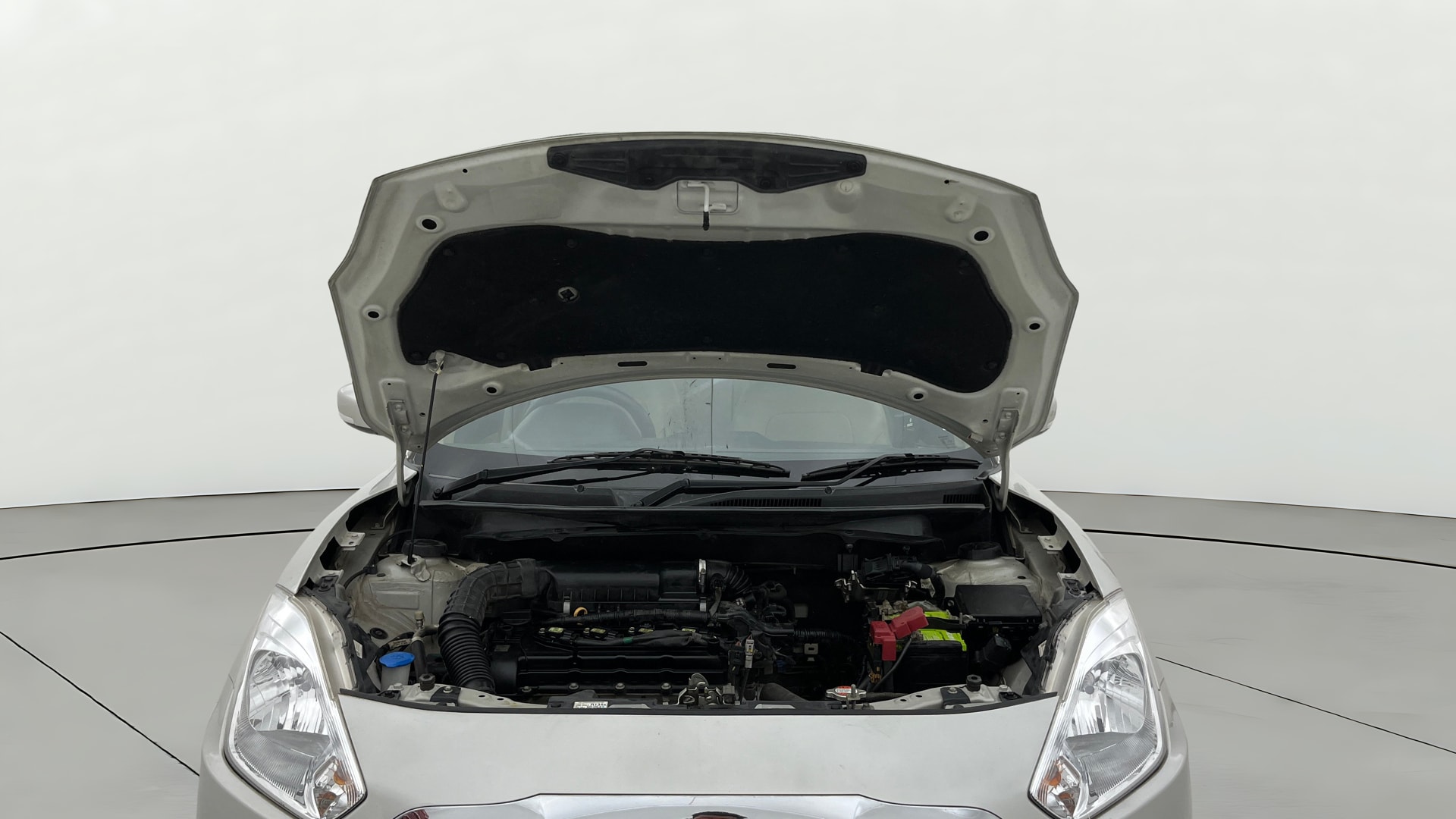 View 2019 Maruti Suzuki 1000 Base Variant Image 19 Used 2019 Maruti Suzuki 1000 Base Variant Image 19