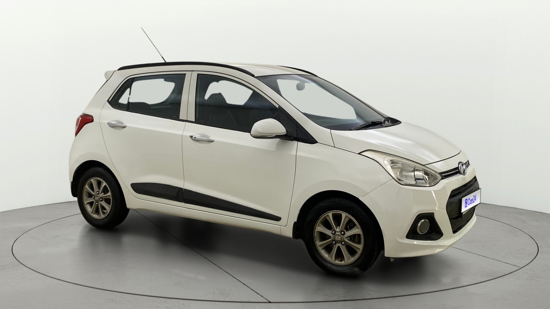View 2015 Hyundai Grand i10 1.2 Asta Petrol Image 37 Used 2015 Hyundai Grand i10 1.2 Asta Petrol Image 37