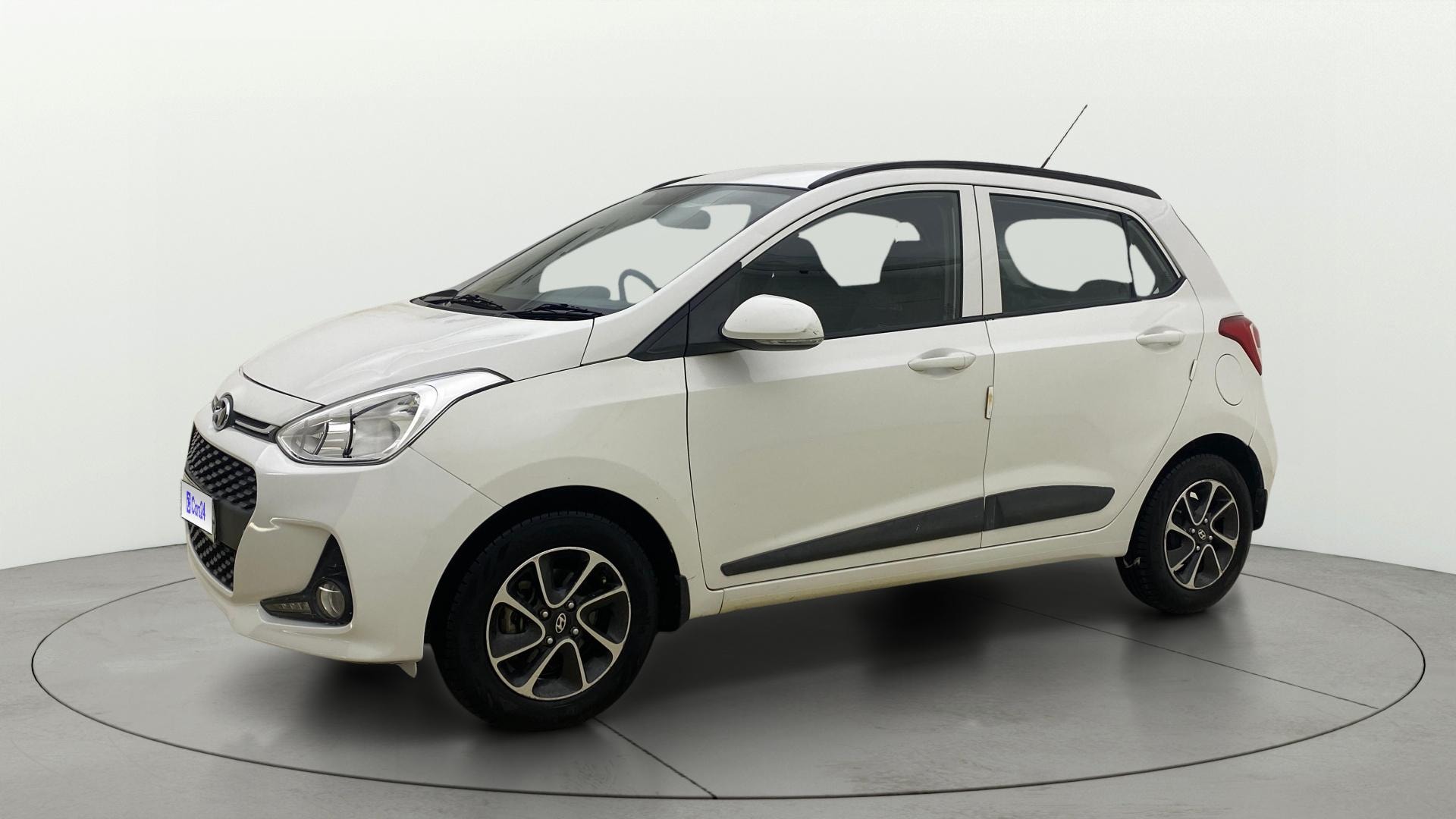 View 2017 Hyundai Grand i10 1.2 Sportz Petrol AT Image 35 Used 2017 Hyundai Grand i10 1.2 Sportz Petrol AT Image 35