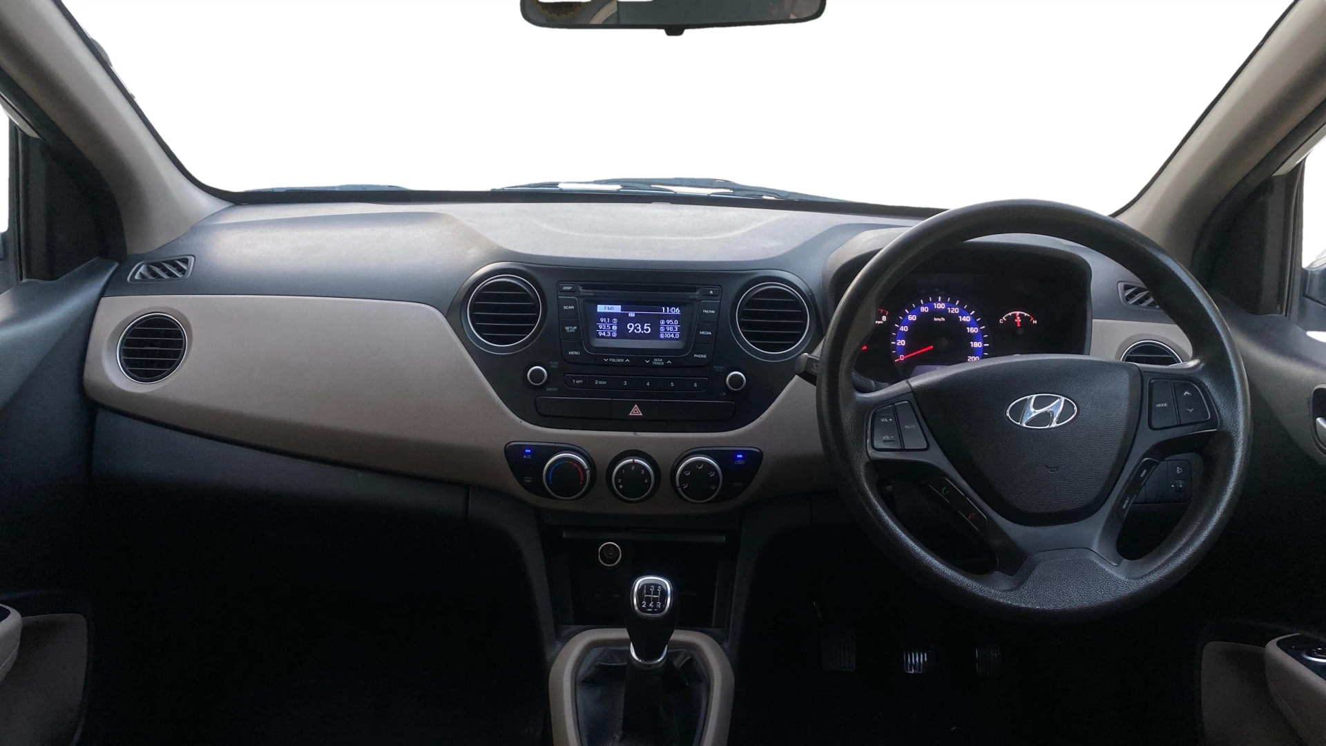 View 2014 Hyundai Xcent E Petrol Image 16 Used 2014 Hyundai Xcent E Petrol Image 16
