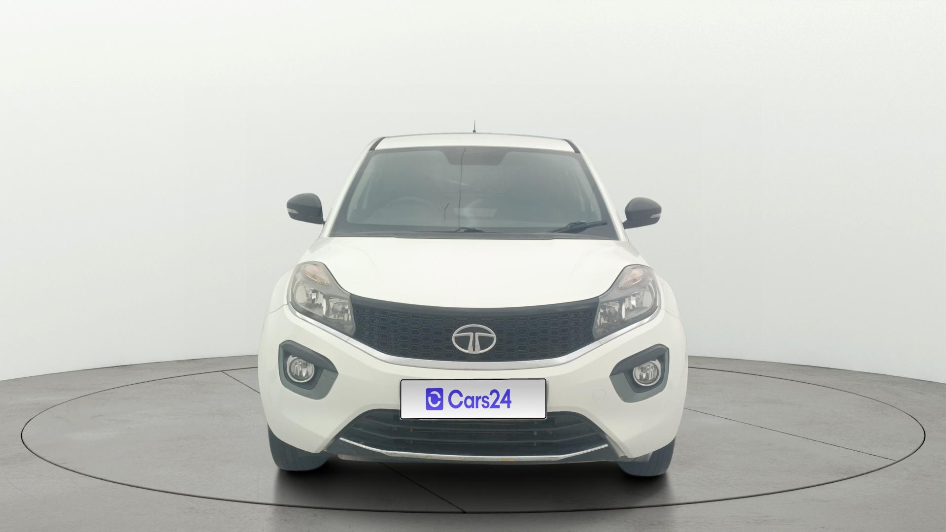 Used 2018 Tata Nexon Used 2018 Tata Nexon