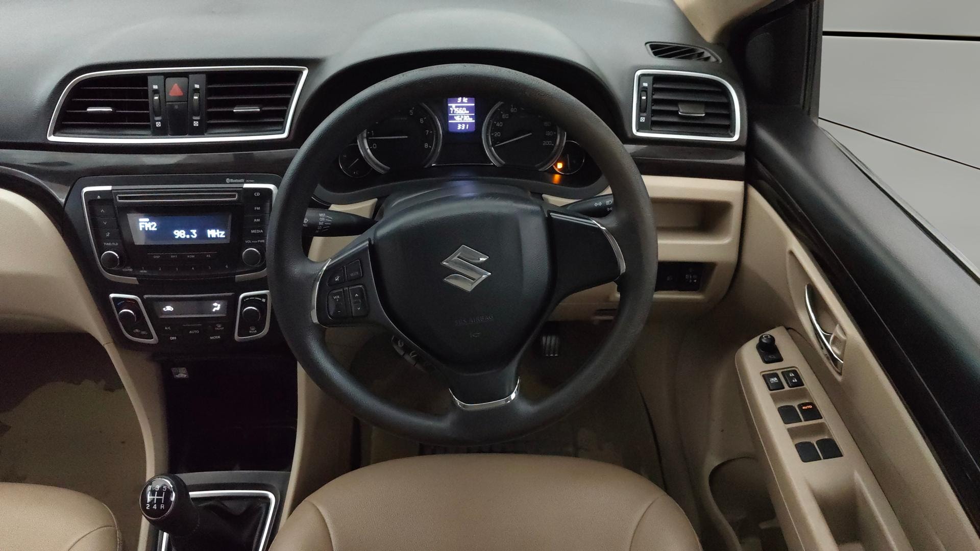 View 2016 Maruti Suzuki 1000 Base Variant Image 20 Used 2016 Maruti Suzuki 1000 Base Variant Image 20