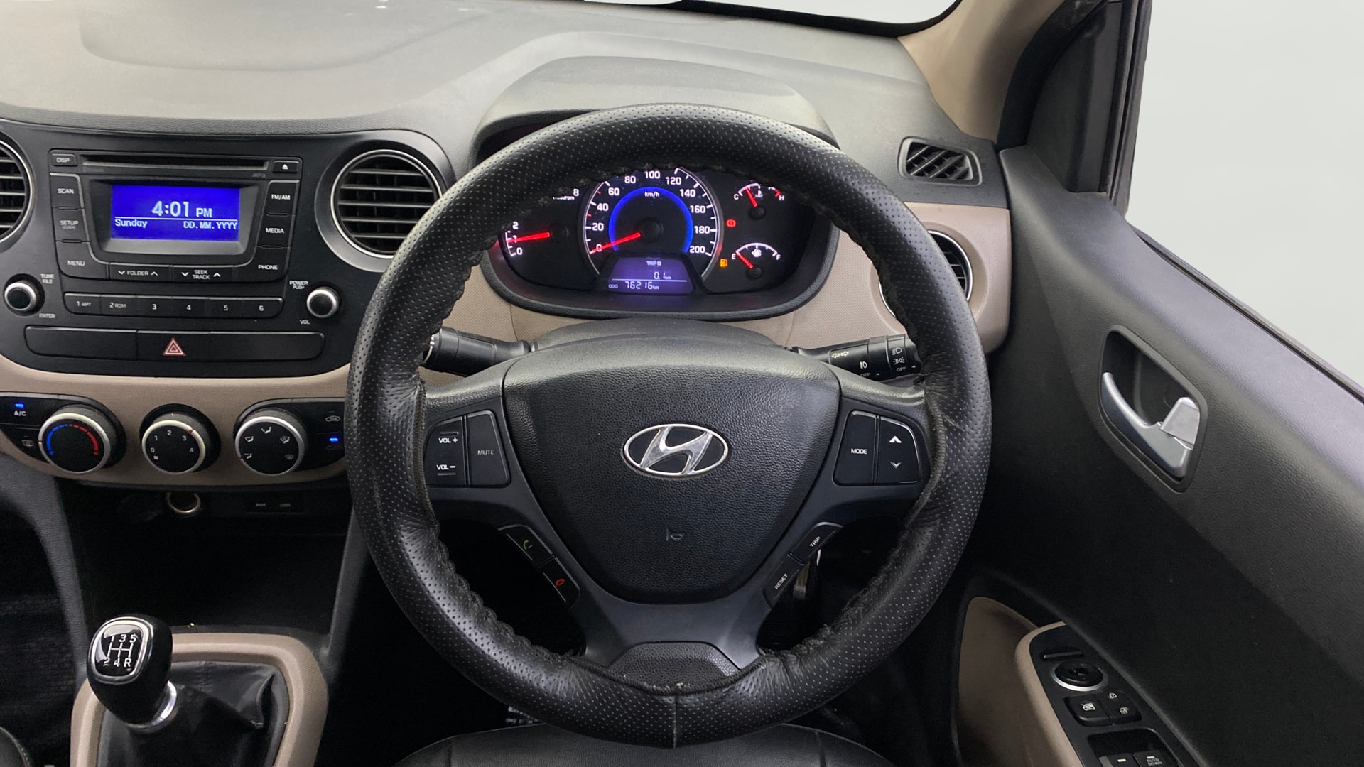 Used 2015 Hyundai Grand i10 Used 2015 Hyundai Grand i10