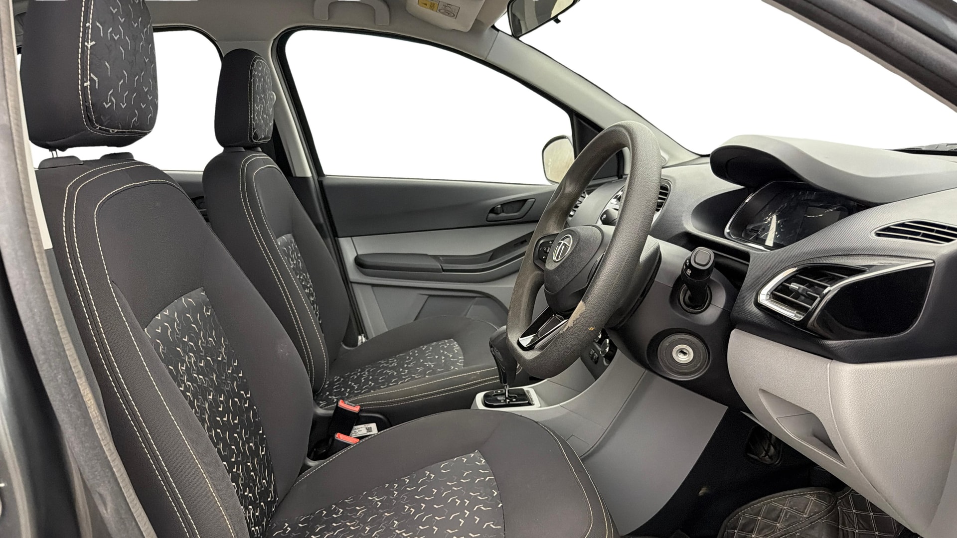 Used 2022 Tata Tiago Used 2022 Tata Tiago