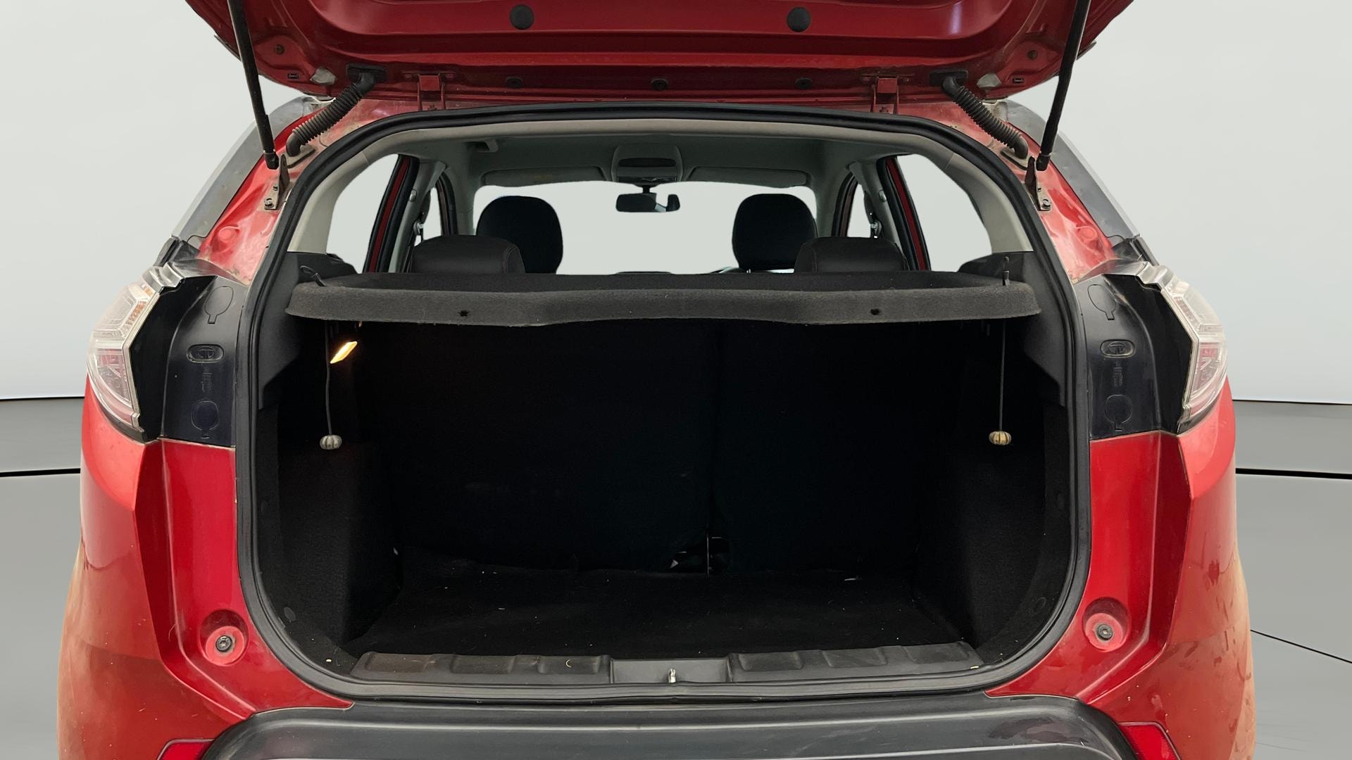 View 2019 Tata Nexon Revotron XE Image 40 Used 2019 Tata Nexon Revotron XE Image 40