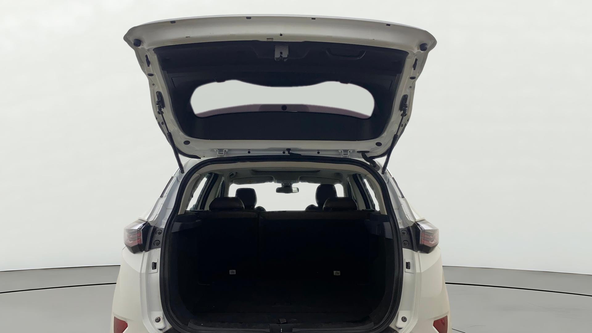View 2022 Tata Harrier XE Image 17 Used 2022 Tata Harrier XE Image 17