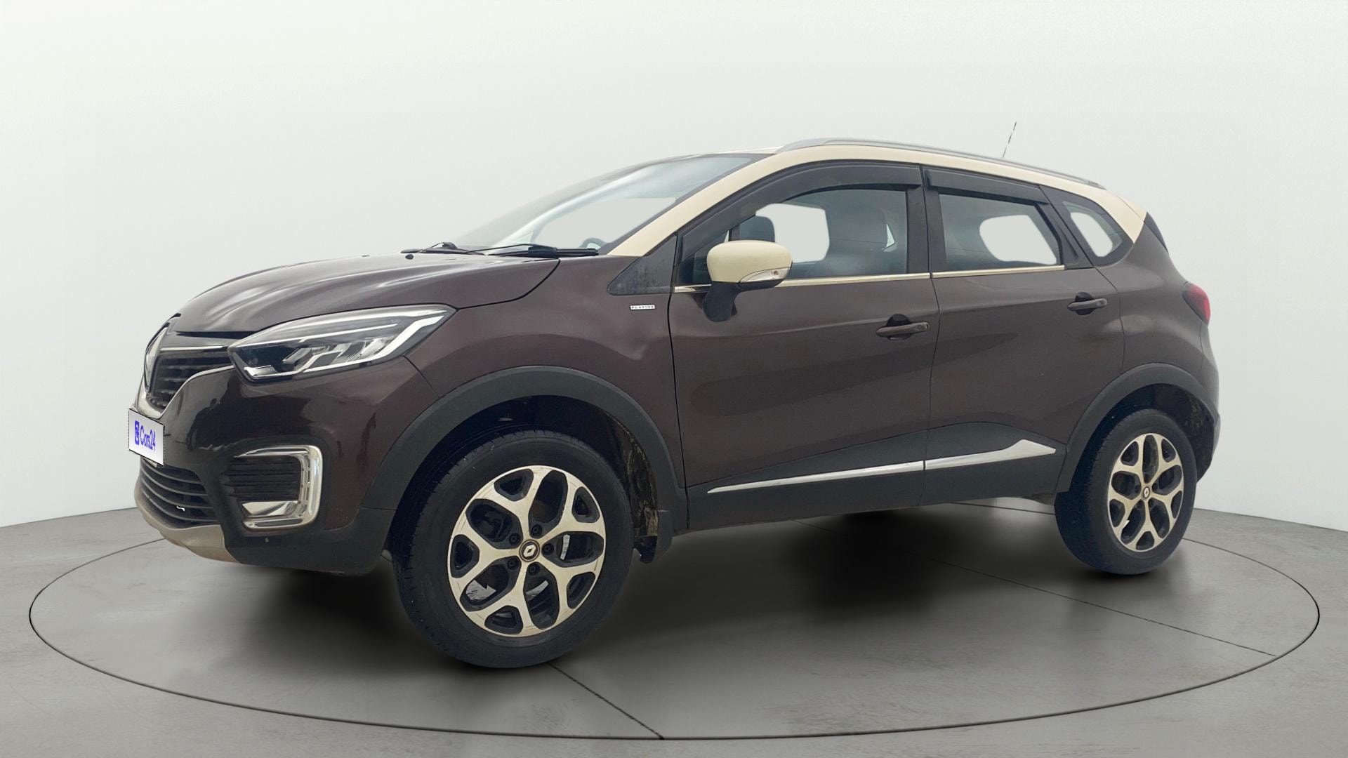 View 2019 Renault Captur Platine Petrol Dual Tone Image 22 Used 2019 Renault Captur Platine Petrol Dual Tone Image 22