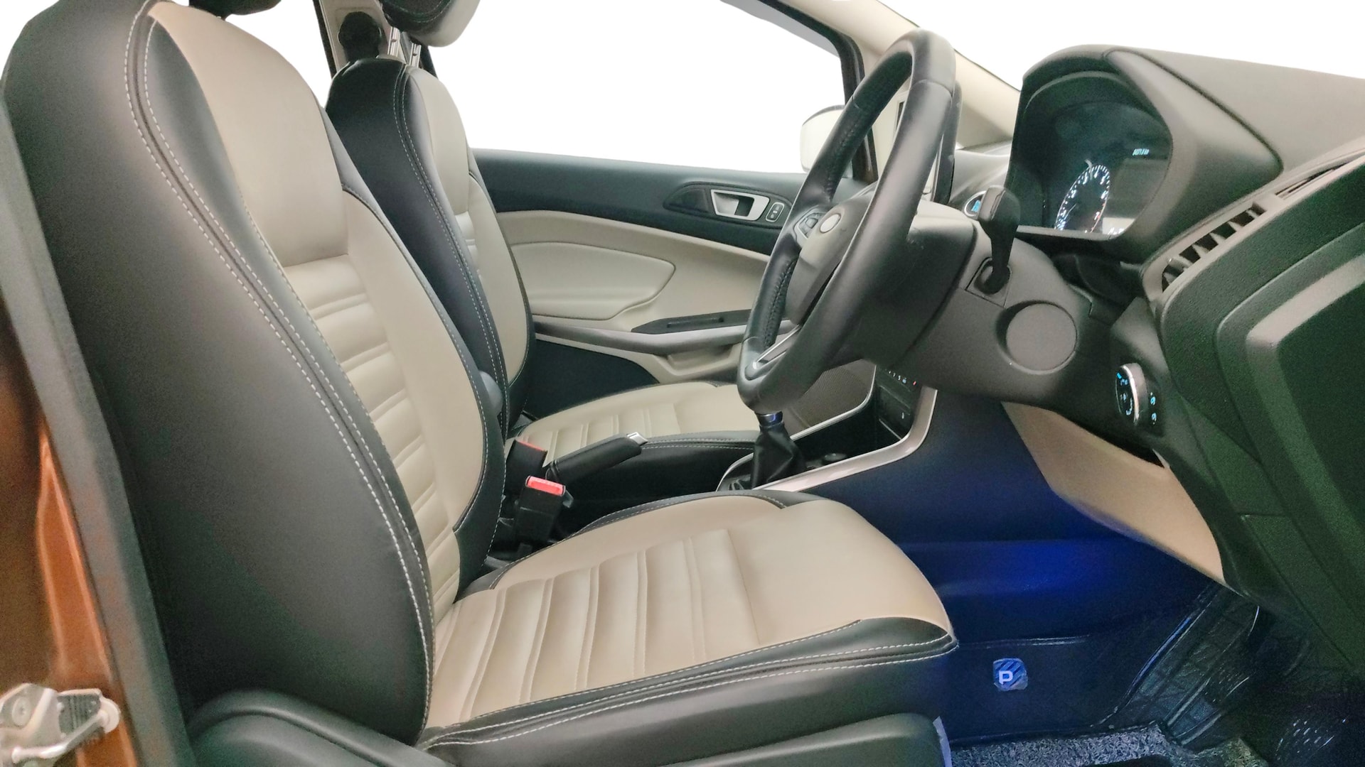 View 2021 Ford EcoSport 1.5 TDCi Diesel Ambiente BS IV Image 17 Used 2021 Ford EcoSport 1.5 TDCi Diesel Ambiente BS IV Image 17