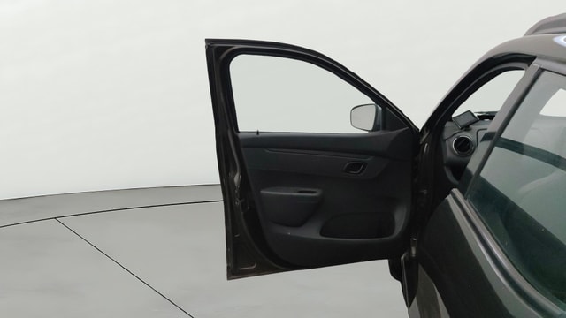 View Renault Kwid Image 30 Used Renault Kwid Image 30