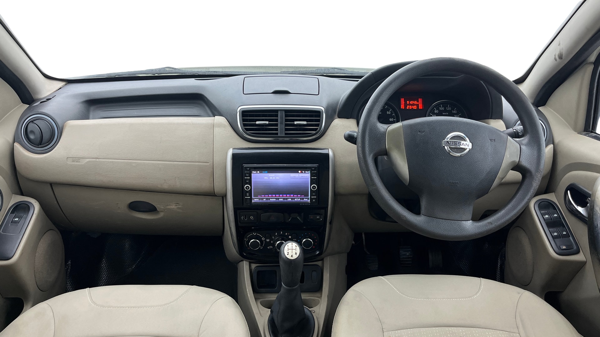 View 2015 Nissan Terrano XL D (O) Image 15 Used 2015 Nissan Terrano XL D (O) Image 15