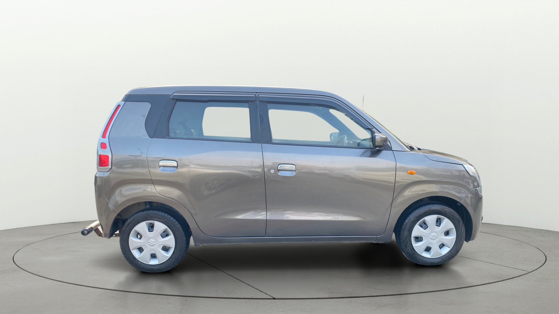 View 2021 Maruti Suzuki 1000 Base Variant Image 8 Used 2021 Maruti Suzuki 1000 Base Variant Image 8