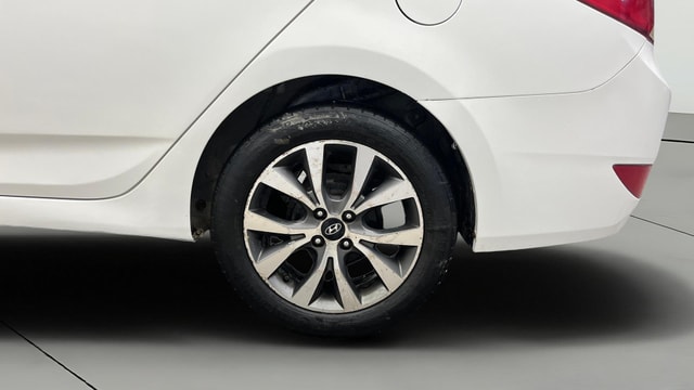 View Hyundai Fluidic Verna Image 11 Used Hyundai Fluidic Verna Image 11