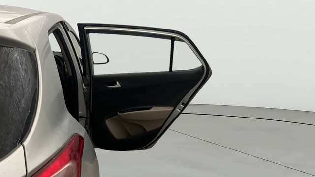 View Hyundai Grand i10 Image 5 Used Hyundai Grand i10 Image 5