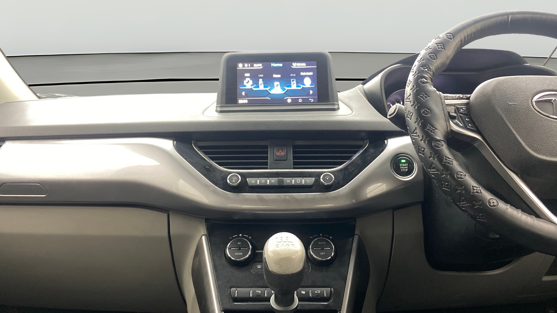 View 2017 Tata Nexon XZ Plus Diesel Image 17 Used 2017 Tata Nexon XZ Plus Diesel Image 17