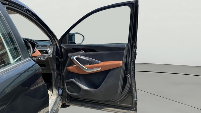 View MG Hector Plus Image 49 Used MG Hector Plus Image 49