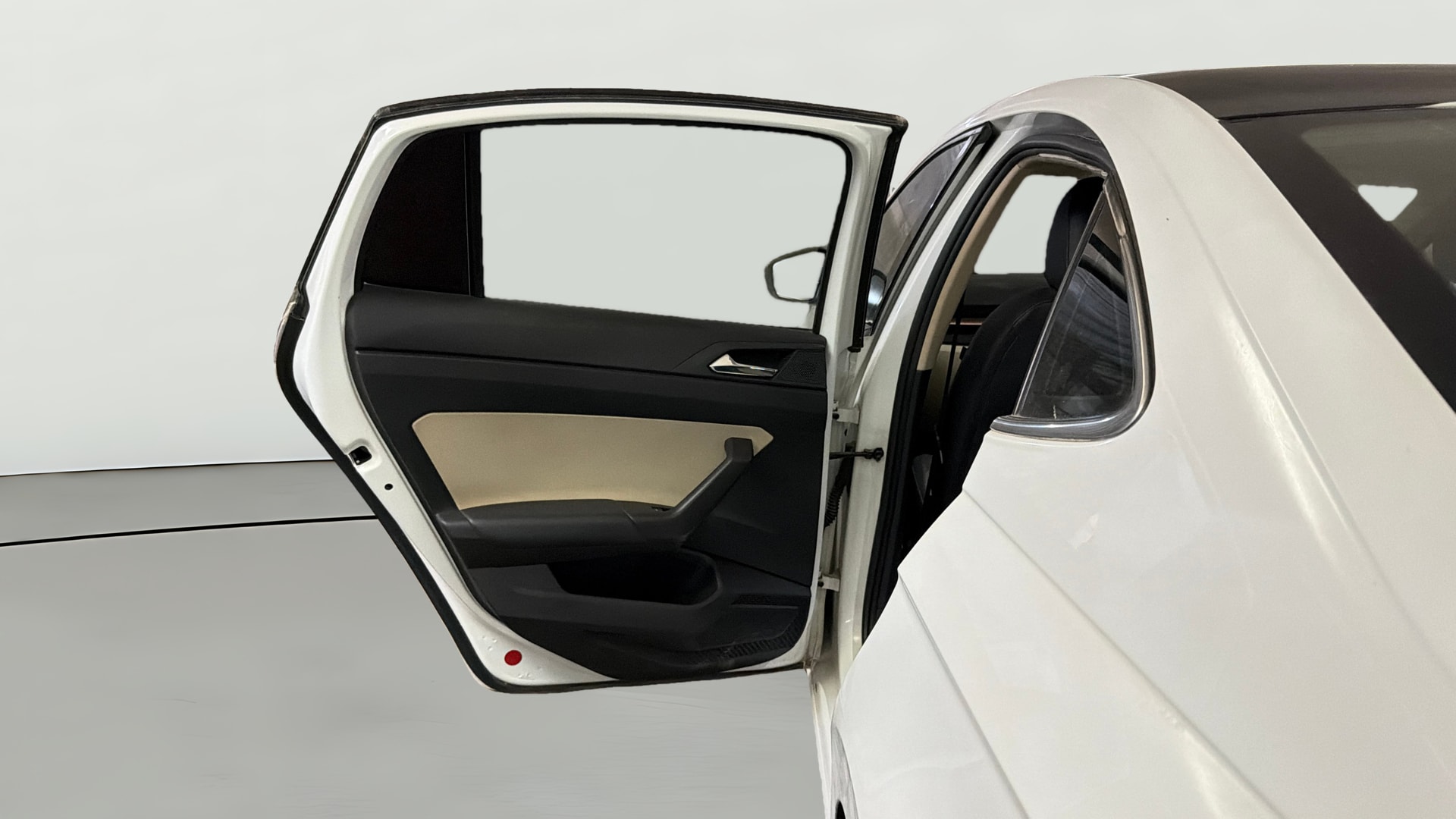 View 2022 Skoda Slavia Style 1.5 TSI DSG Image 23 Used 2022 Skoda Slavia Style 1.5 TSI DSG Image 23