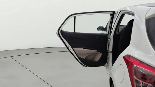 View Hyundai Grand i10 Image 22 Used Hyundai Grand i10 Image 22
