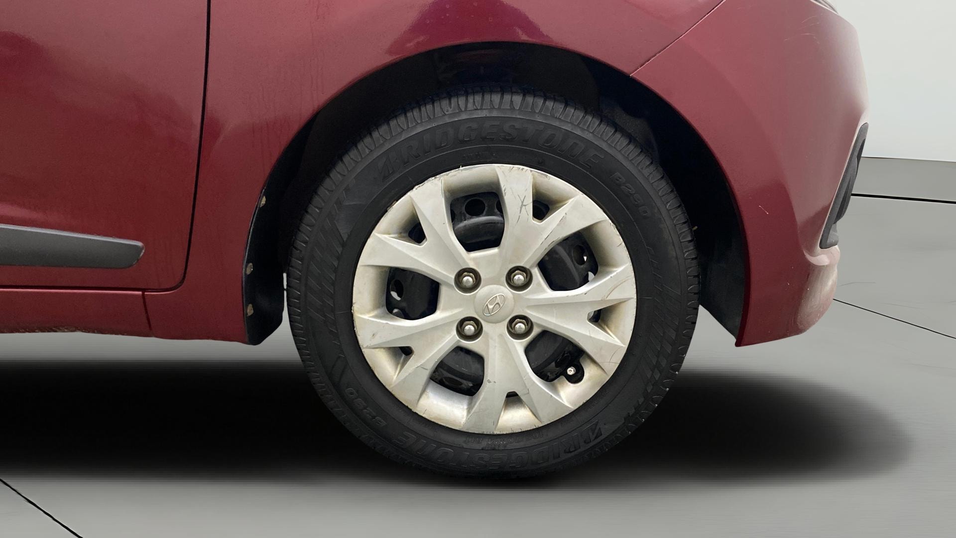 View 2014 Hyundai Grand i10 Sportz 1.2 Kappa Image 40 Used 2014 Hyundai Grand i10 Sportz 1.2 Kappa Image 40