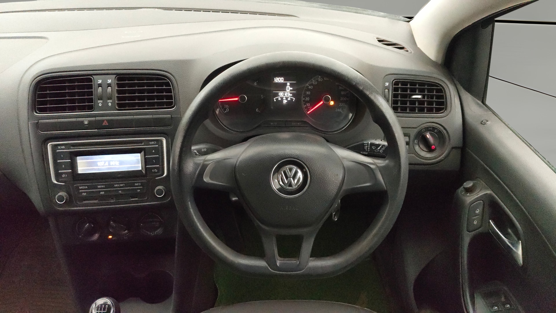 Used 2016 Volkswagen Polo Used 2016 Volkswagen Polo