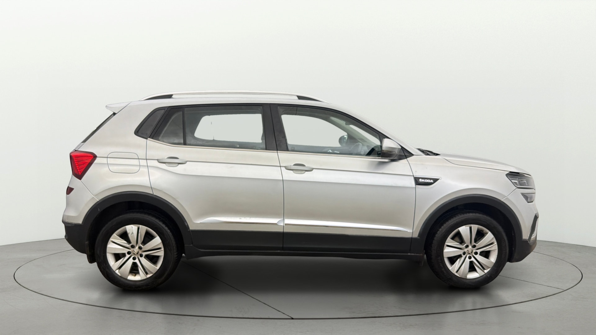 View 2022 Skoda Kushaq Ambition 1.0 TSI AT Image 9 Used 2022 Skoda Kushaq Ambition 1.0 TSI AT Image 9