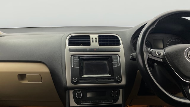 View Volkswagen Polo Image 17 Used Volkswagen Polo Image 17