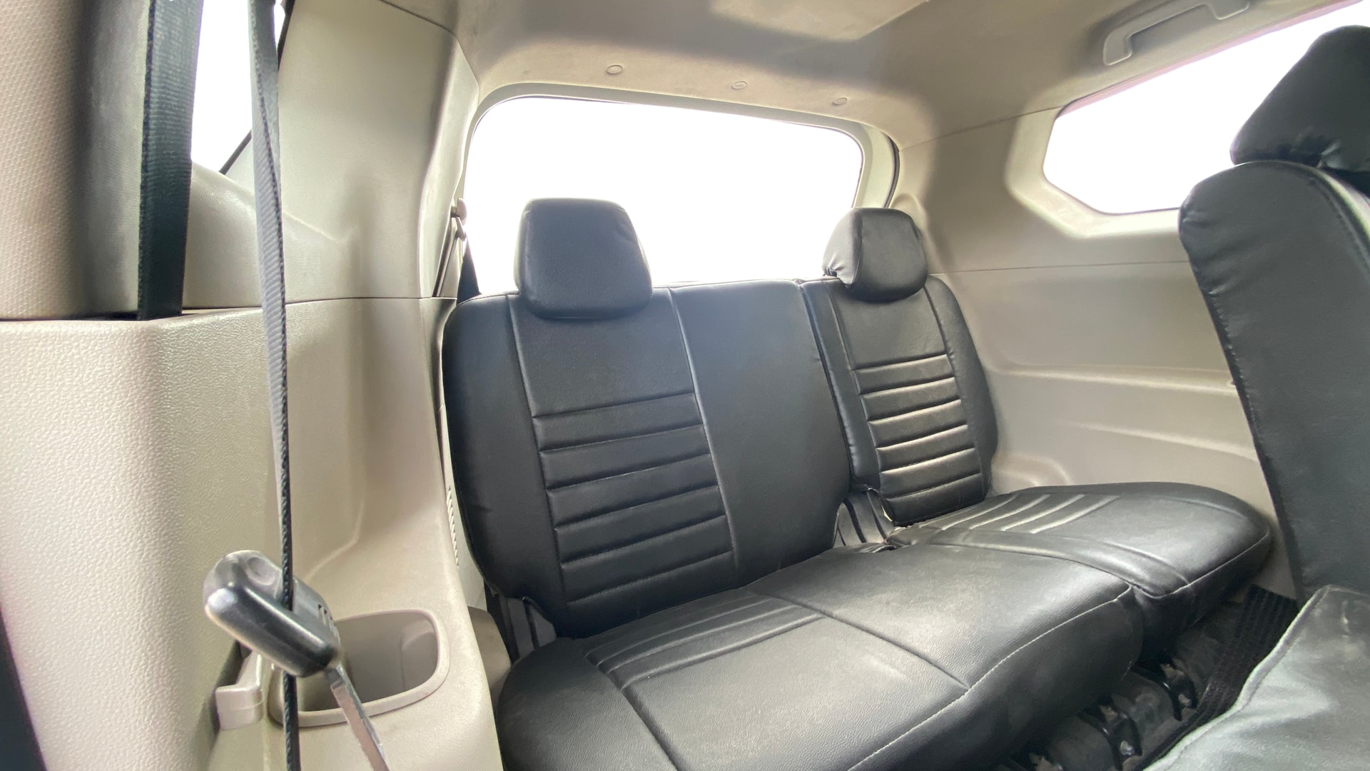 View 2020 Mahindra Marazzo M2 7-Seater BS IV Image 13 Used 2020 Mahindra Marazzo M2 7-Seater BS IV Image 13