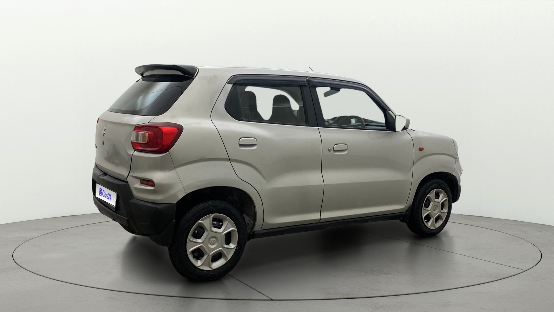 View 2023 Maruti Suzuki 1000 Base Variant Image 44 Used 2023 Maruti Suzuki 1000 Base Variant Image 44