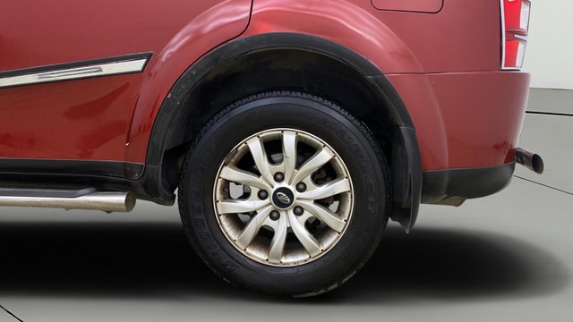 View Mahindra XUV500 Image 11 Used Mahindra XUV500 Image 11