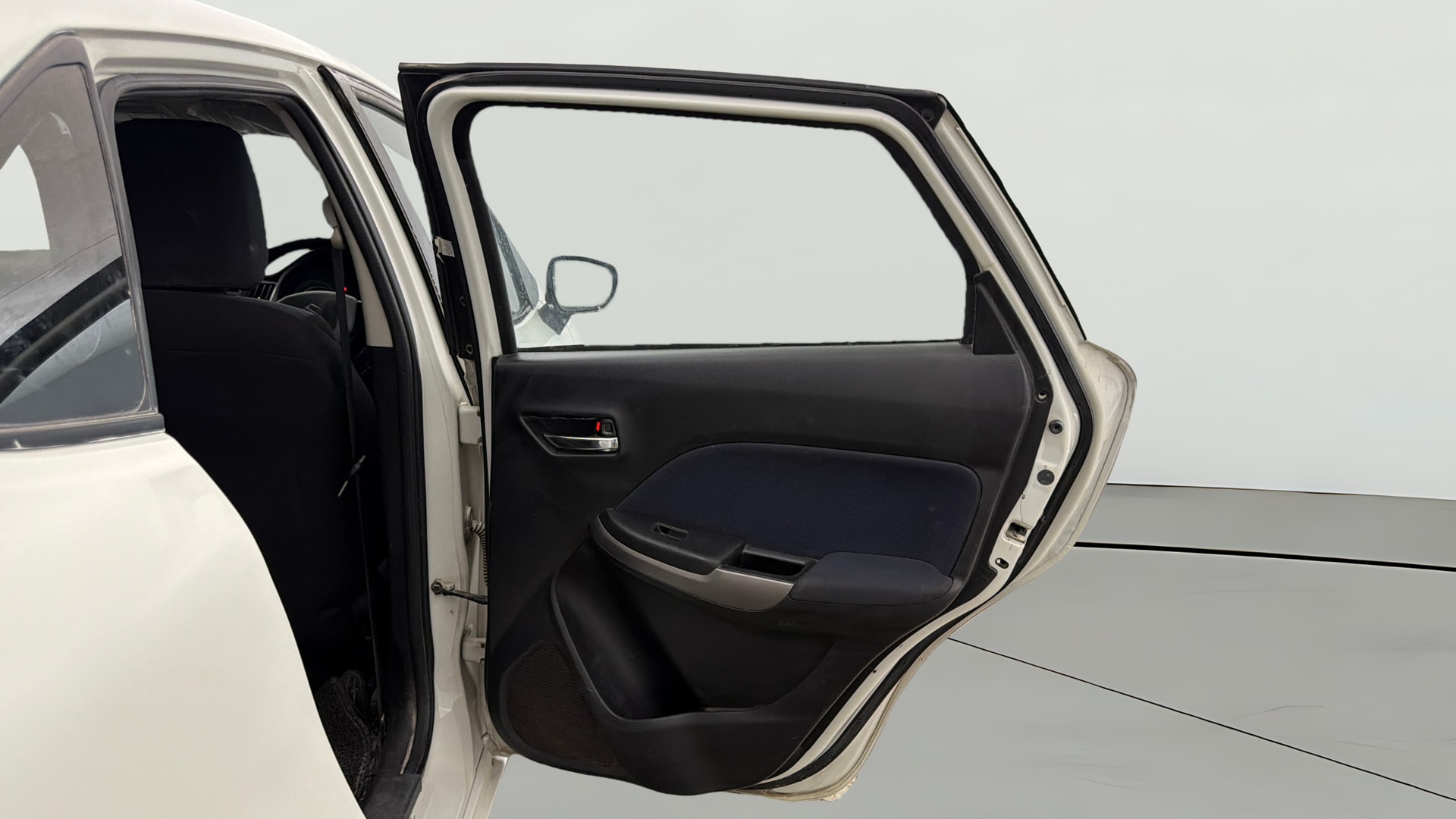 View 2020 Maruti Suzuki 1000 Base Variant Image 7 Used 2020 Maruti Suzuki 1000 Base Variant Image 7